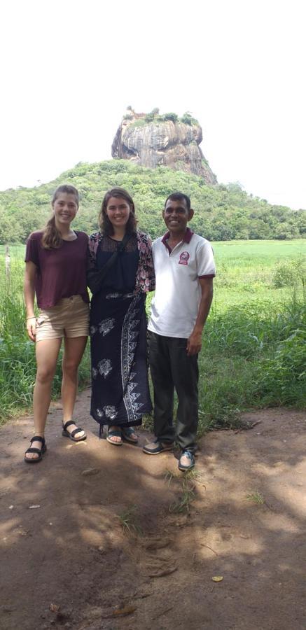 Jungle House Tourist Inn Dambulla Bagian luar foto